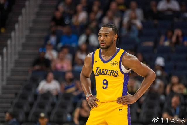 每体：巴萨不会3000万欧回购尼科